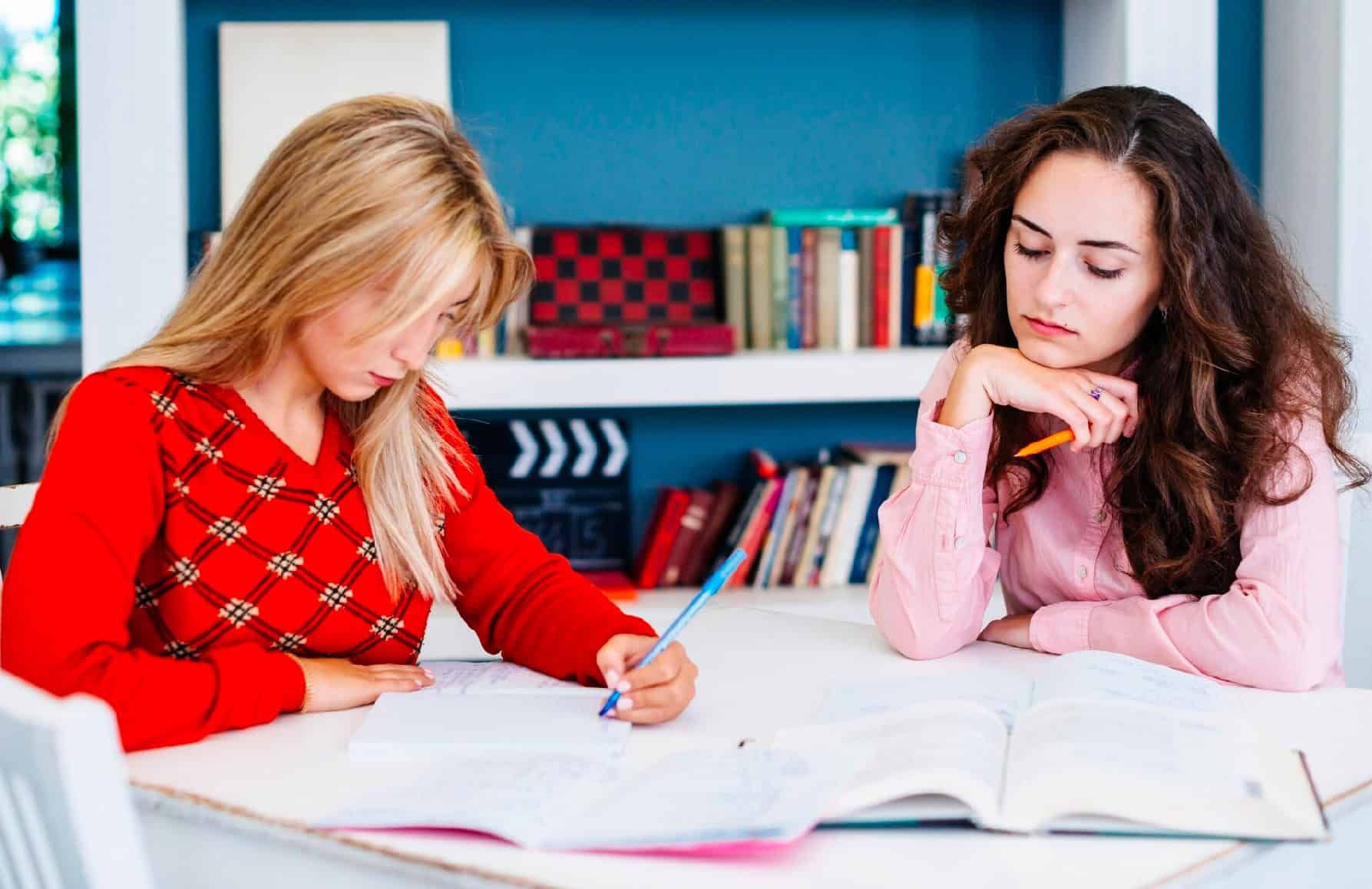 PTE vs IELTS: Breaking Down the Difference